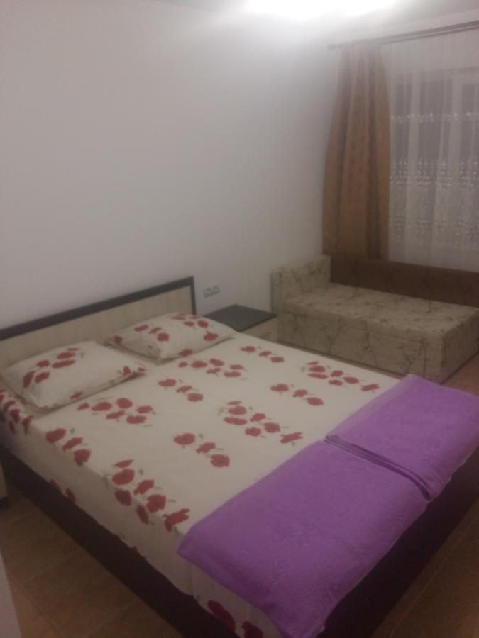 Guest House U Aleny Gagra Bagian luar foto
