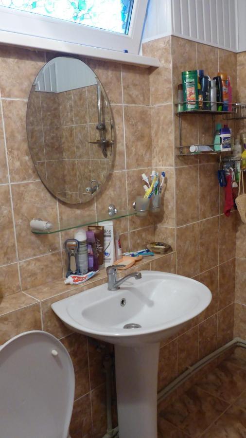 Guest House U Aleny Gagra Bagian luar foto